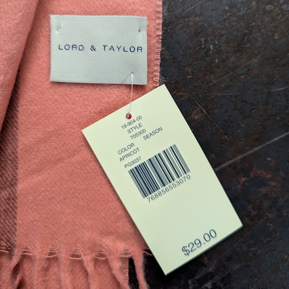 NWT Lord & Taylor Plaid Apricot Fringed Scarf - Picture 5 of 5